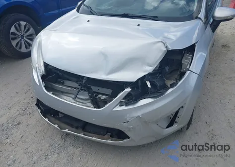 2013 Ford Fiesta Se from USA, damaged, VIN 3FADP4BJ4DM204092